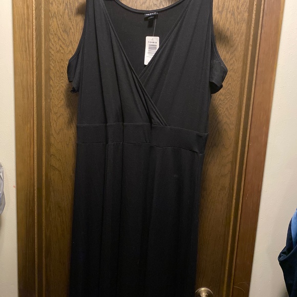 Torrid Black Dress Jersey Maxi Dress Cold Shoulder size 1x - Picture 6 of 6